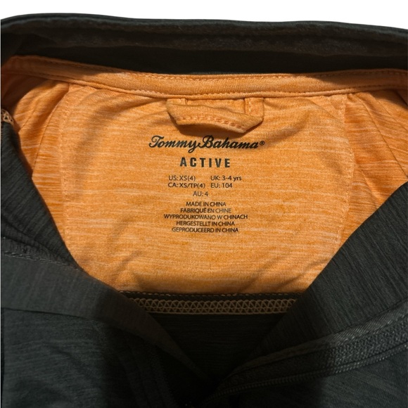 Tommy Bahama Active Kids Quarter Zip Pullover - Picture 3 of 4